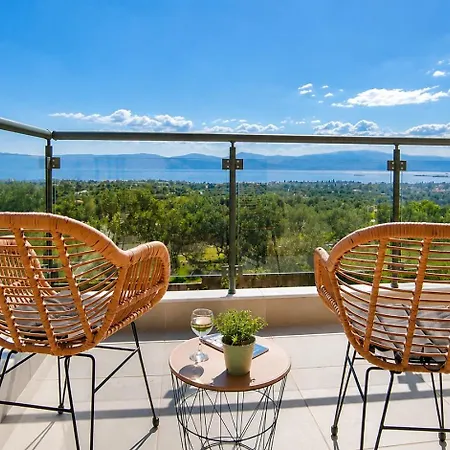 Gala Family With Sea View, Garden & Bbq Villa Erétria