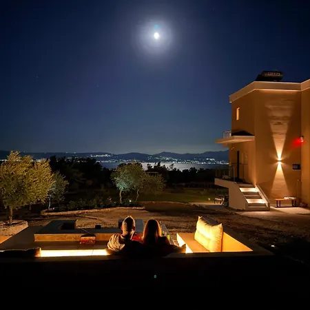 Villa Gala Family With Sea View, Garden & Bbq Erétria
