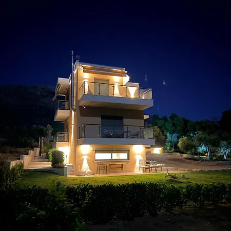 Gala Family With Sea View, Garden & Bbq *