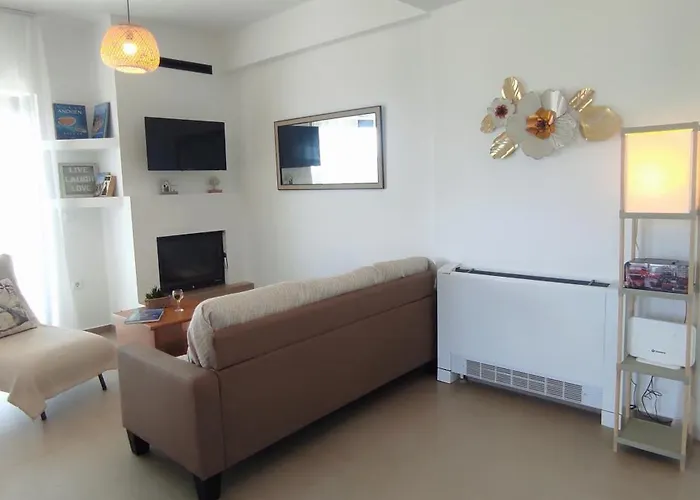 Villa Gala Eretria Family With Sea View, Garden & Bbq Magoula (Evia)