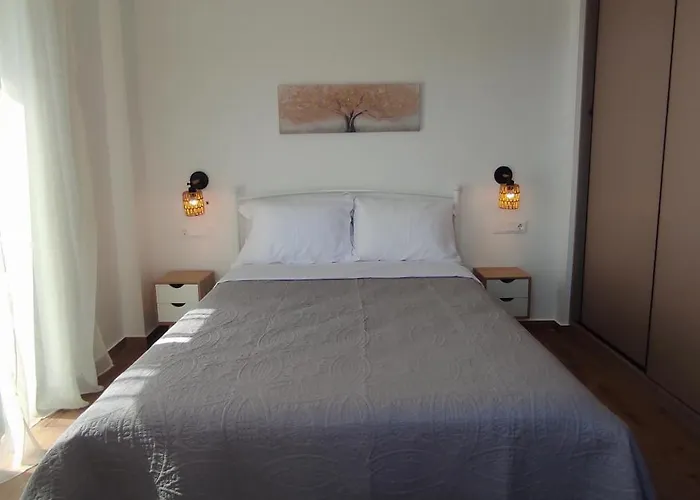 Gala Eretria Family With Sea View, Garden & Bbq